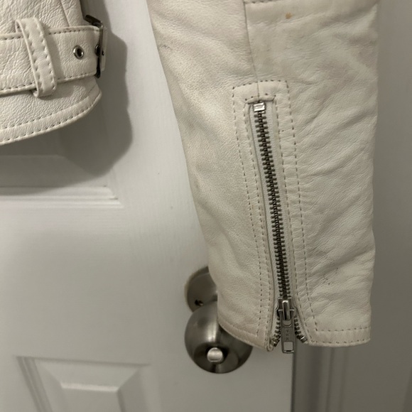 Danier White Leather Motorcycle Jacket - Picture 5 of 5